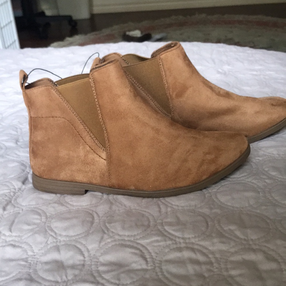 Ankle booties